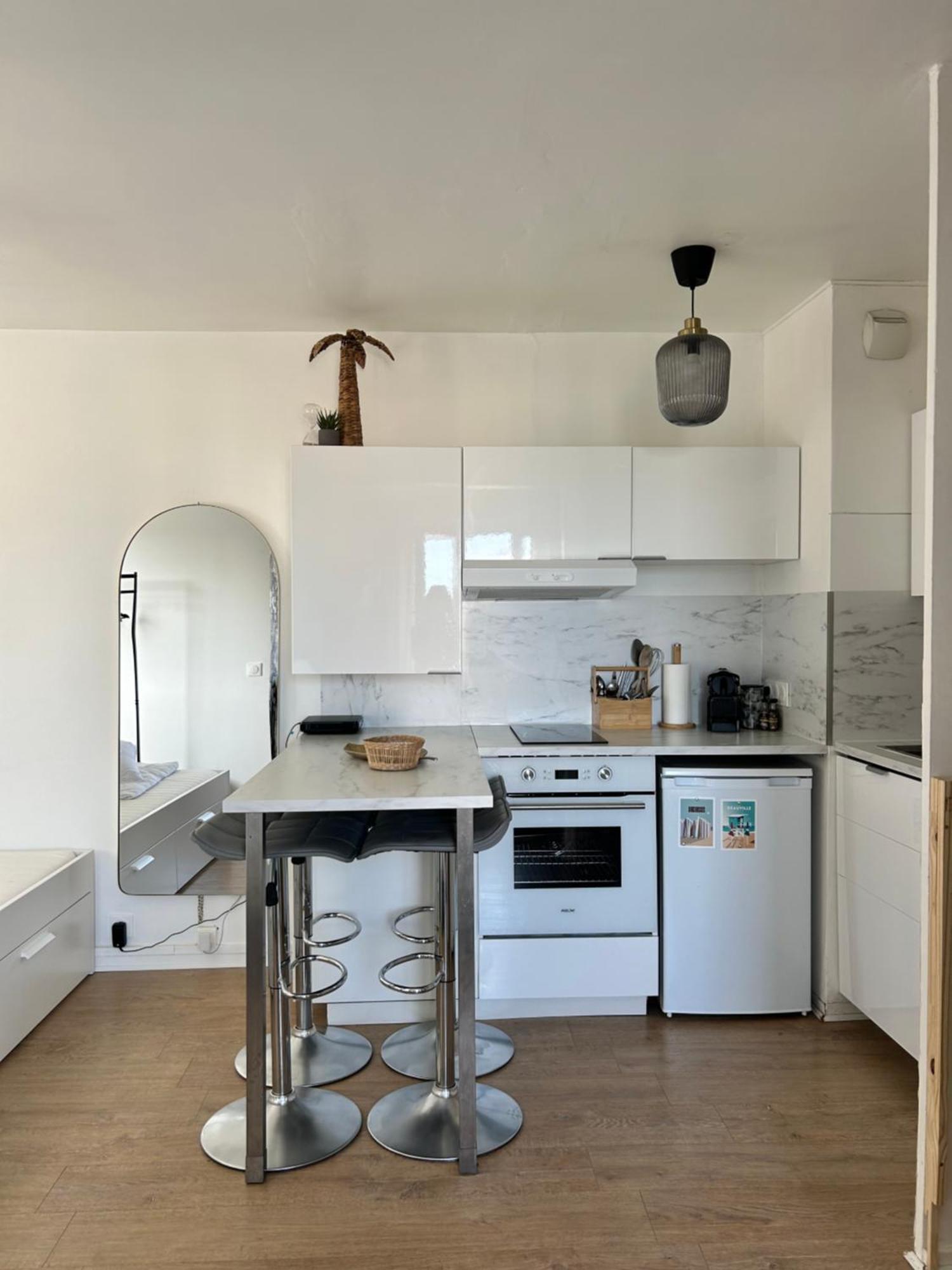 La Marina-Studio, Vue Mer Avec Balneo Deauville Exteriör bild
